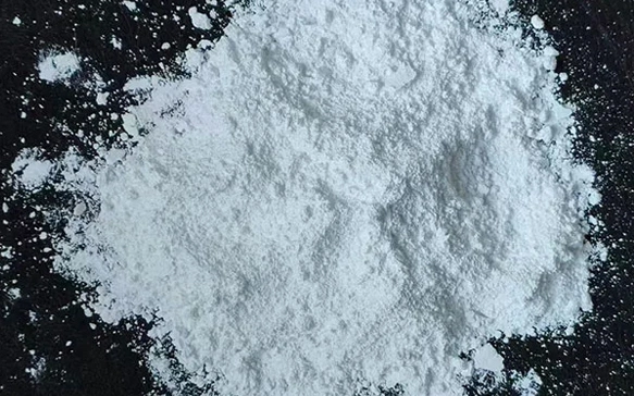 Uses and Composition of Polishing Powders in Polishing Materials